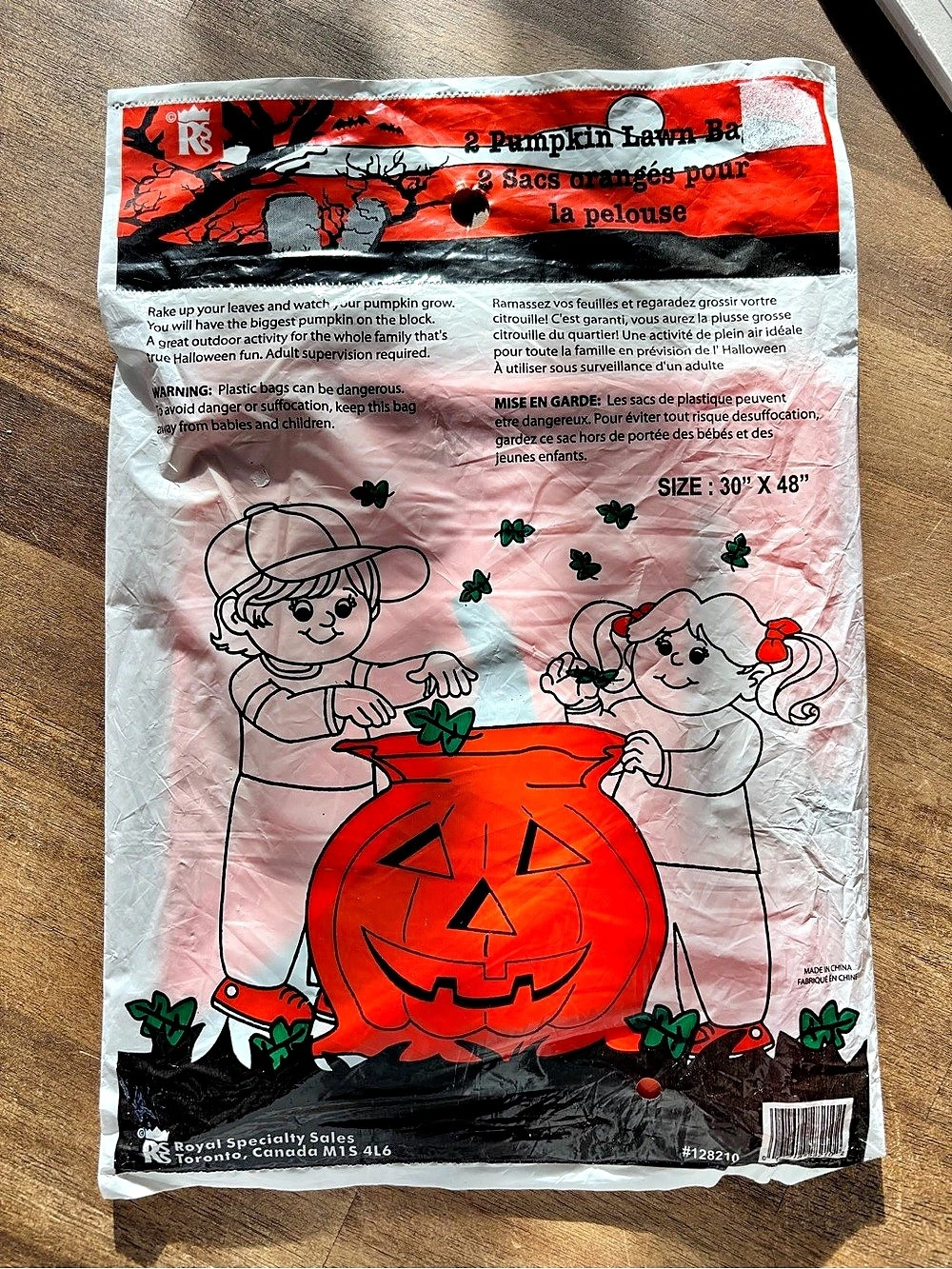 Vintage Royal Specialty Sales Pumpkin Lawn Bags 30" x 48"